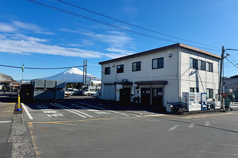 蒲原化学品部外観